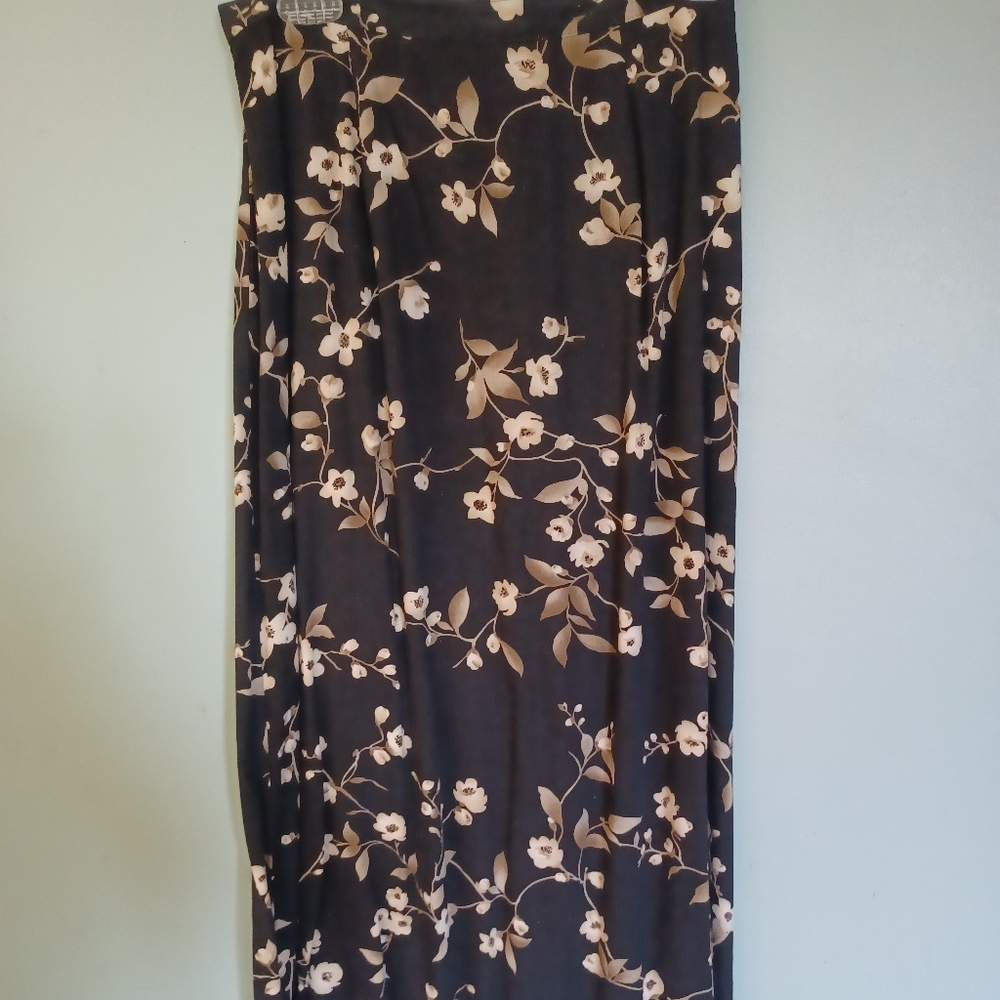 Van Heusen Long Black Flower Skirt